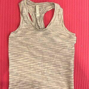 Athleta Sporty Tank Top